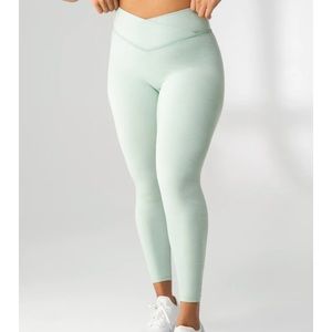 Vitality Daydream V Legging Pant Mint Marl Size Medium